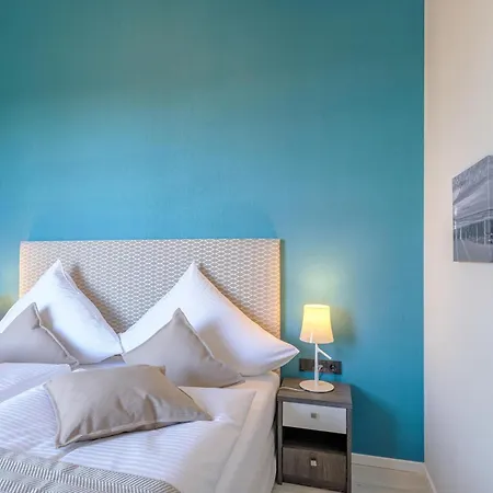 Kaeptenslounge - Ferienapartment Fuer Vier Personen Mit Westbalkon Und Komfortabler Ausstattung Apartment